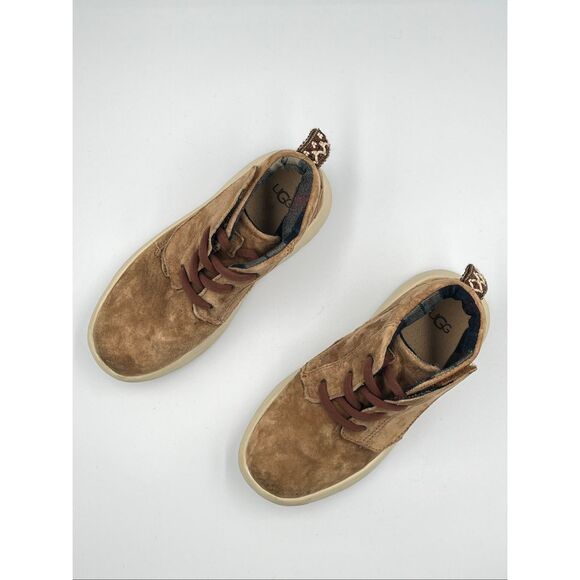 UGG Canoe Chestnut Slip On Velcro Closure Suede Chukka Boot Size Little Boy 12 - Picture 2 of 9